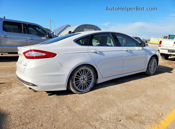 1FA6P0HD2G5111083 2016 FORD FUSION White Tył prawy