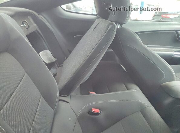1FA6P8AM4G5211677 2016 FORD MUSTANG Blue Widok tylnych siedzeń