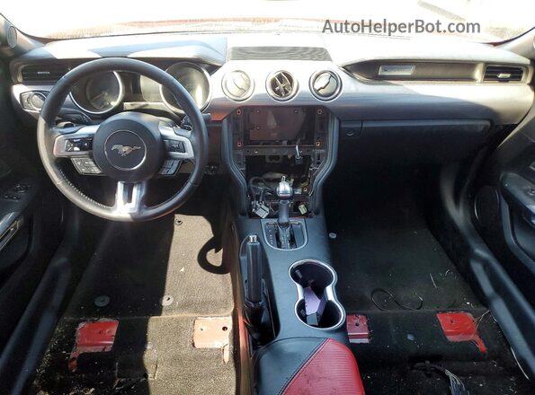 1FA6P8CF2J5178720 2018 FORD MUSTANG Red Widok deski rozdzielczej