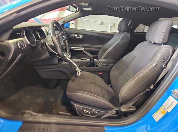 1FA6P8CF4H5330331 2017 FORD MUSTANG Blue Սալոնի դիմացի տեսք