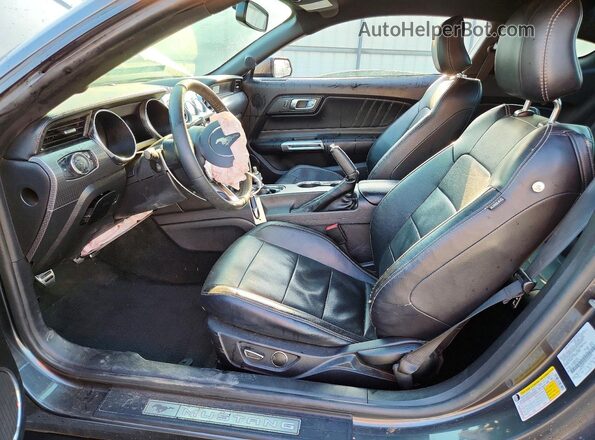 1FA6P8CF8H5263443 2017 FORD MUSTANG Black Вид салону спереду