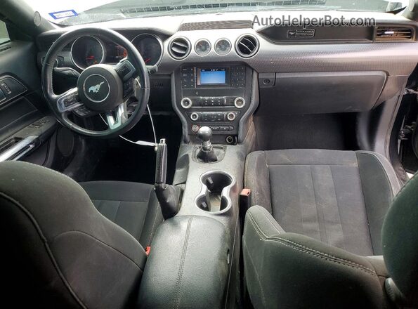 1FA6P8CFXL5124200 2020 FORD MUSTANG Черный Вид панели приборов