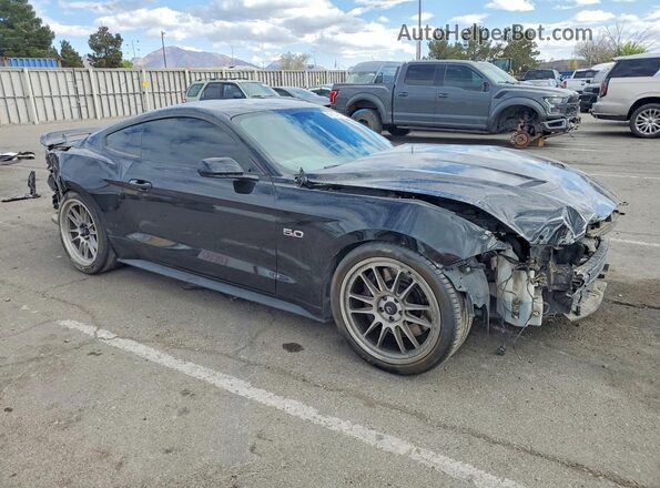 1FA6P8CFXL5124200 2020 FORD MUSTANG Черный Передняя правая четверть