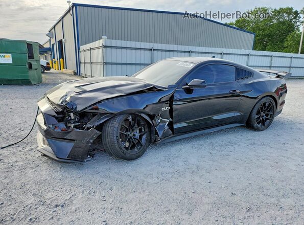 1FA6P8CFXN5132123 2022 FORD MUSTANG Черный Передняя левая четверть