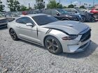 2018 Ford Mustang Серебряный vin: 1FA6P8TH5J5121610