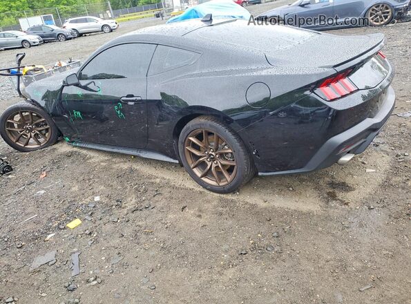 1FA6P8TH6S5113811 2025 FORD MUSTANG Черный Задняя левая четверть