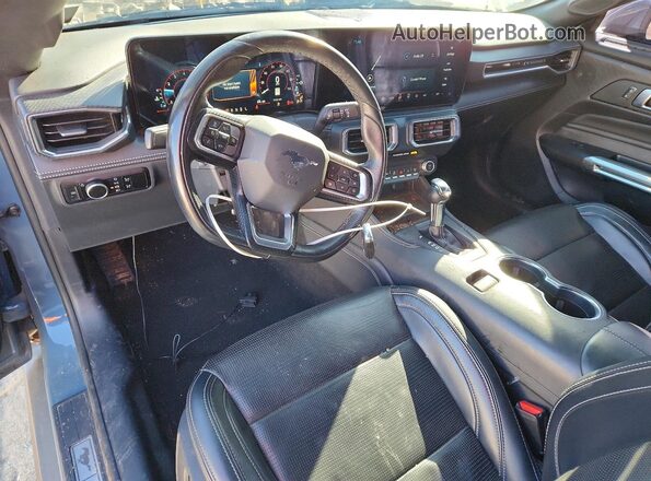 1FA6P8TH7R5131387 2024 FORD MUSTANG Синий Вид панели приборов