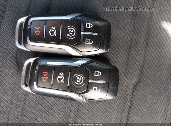 1FA6P8THXG5308656 2016 FORD MUSTANG Красный Вид панели приборов