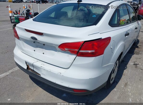 1FADP3E20GL285290 2016 FORD FOCUS Белый Вид спереди