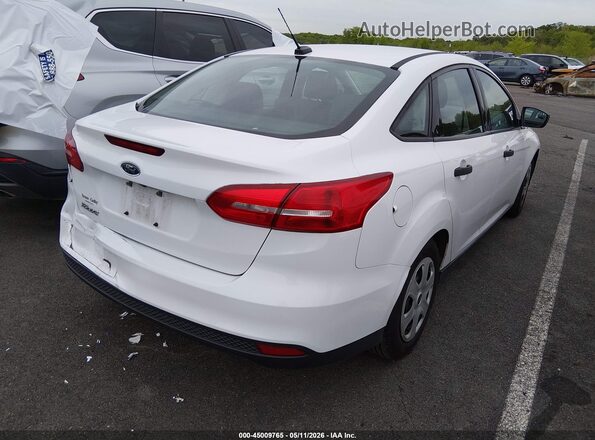 1FADP3E22GL206847 2016 FORD FOCUS Белый Задняя правая четверть