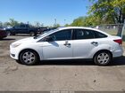 2016 Ford Focus S Белый vin: 1FADP3E22GL206847