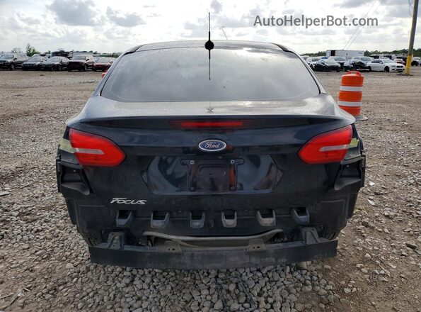 1FADP3E23JL304907 2018 FORD FOCUS Черный Вид сзади
