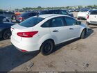 2016 Ford Focus S Белый vin: 1FADP3E27GL219917
