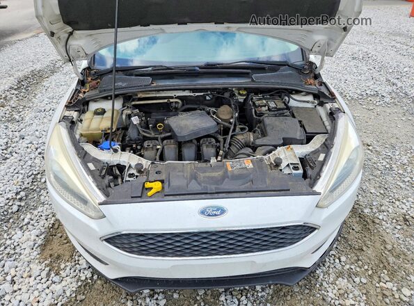 1FADP3E27GL298280 2016 FORD FOCUS Белый Вид задней части салона
