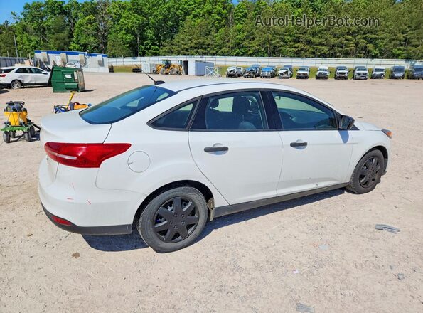 1FADP3E27JL303596 2018 FORD FOCUS Белый Задняя правая четверть
