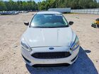 2018 Ford Focus S Белый vin: 1FADP3E27JL303596