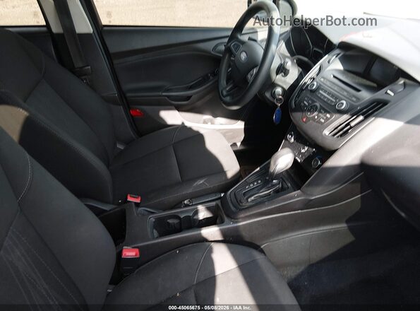1FADP3E28GL371995 2016 FORD FOCUS Серый Вид салона спереди