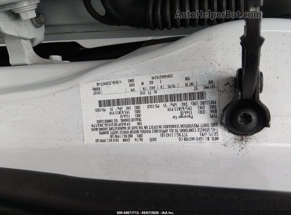 1FADP3E2XGL362179 2016 FORD FOCUS Белый Вид подкапотного пространства