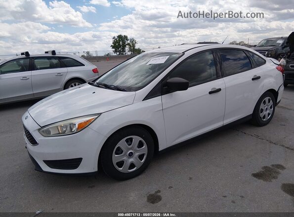 1FADP3E2XGL362179 2016 FORD FOCUS Белый Передняя левая четверть
