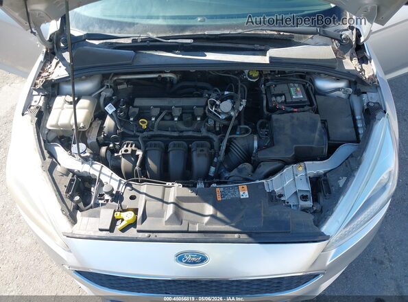 1FADP3F20GL324815 2016 FORD FOCUS Серебряный Вид сзади