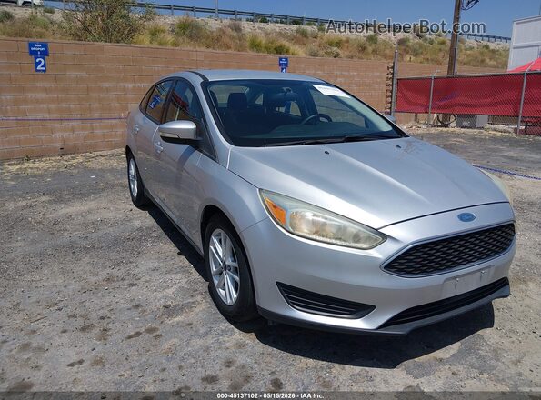 1FADP3F20GL346443 2016 FORD FOCUS Серебряный Передняя правая четверть