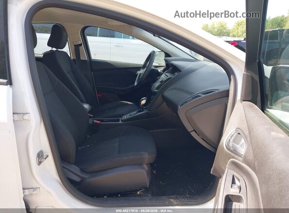 1FADP3F21GL294806 2016 FORD FOCUS White Front interior view