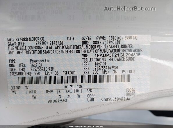 1FADP3F21GL294806 2016 FORD FOCUS White Engine compartment view