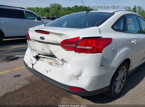 1FADP3F21GL294806 2016 FORD FOCUS White 360 interior view