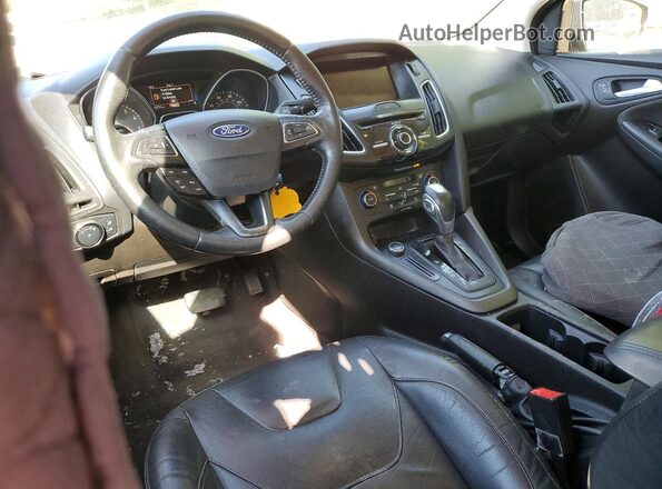 1FADP3F21GL374056 2016 FORD FOCUS Черный Вид панели приборов
