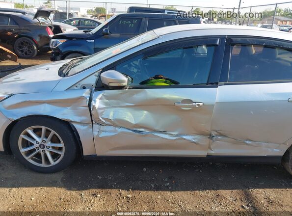 1FADP3F21GL377944 2016 FORD FOCUS Серебряный Вид спереди
