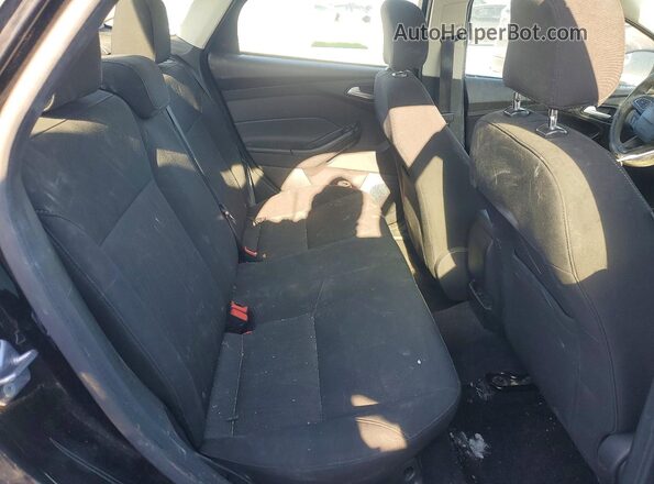 1FADP3F21GL393979 2016 FORD FOCUS Черный Вид задних сидений