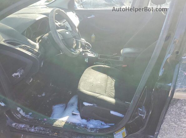 1FADP3F21GL393979 2016 FORD FOCUS Черный Вид салона спереди