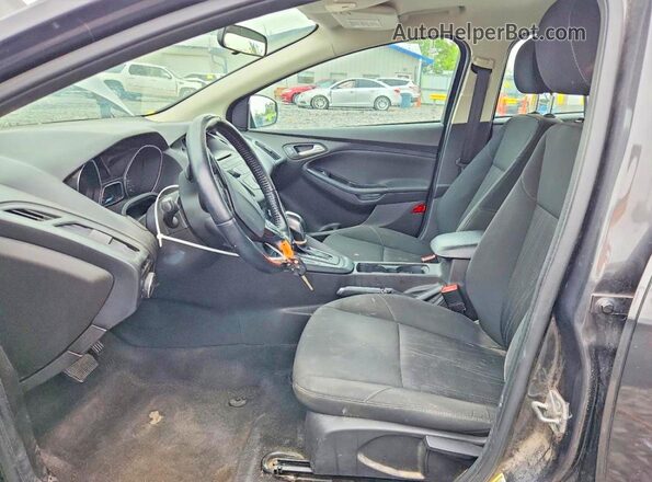 1FADP3F21GL403135 2016 FORD FOCUS Серый Вид салона спереди