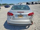 2017 Ford Focus Se Серебряный vin: 1FADP3F21HL224305