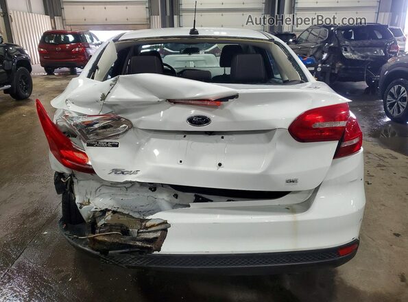 1FADP3F21HL324680 2017 FORD FOCUS White უკანა ხედი
