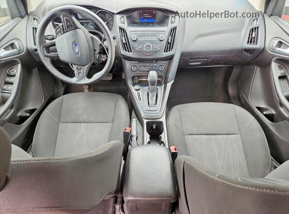 1FADP3F21JL226982 2018 FORD FOCUS Белый Вид панели приборов