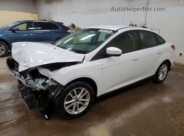 1FADP3F21JL226982 2018 FORD FOCUS Белый Передняя левая четверть