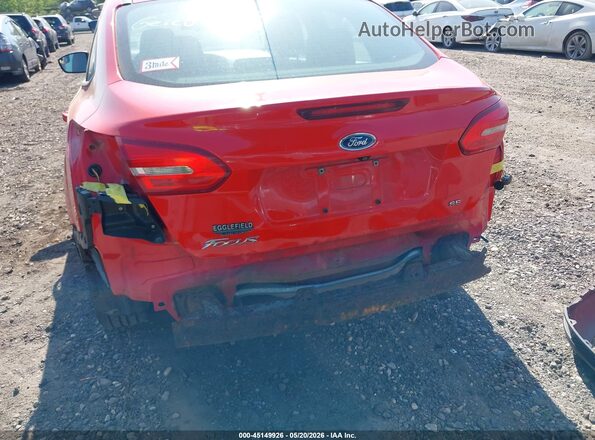 1FADP3F22GL222738 2016 FORD FOCUS Red Widok z przodu