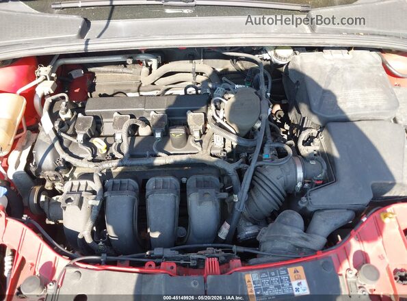 1FADP3F22GL222738 2016 FORD FOCUS Red Widok z tyłu