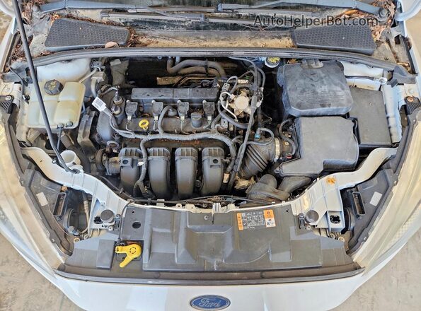1FADP3F22GL329692 2016 FORD FOCUS White Vista interior trasera