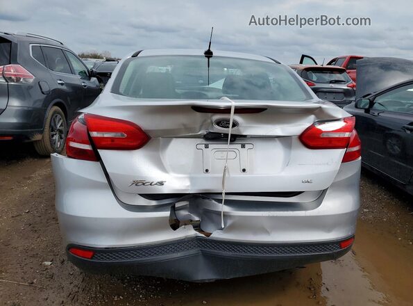 1FADP3F22HL221736 2017 FORD FOCUS Серебряный Вид сзади