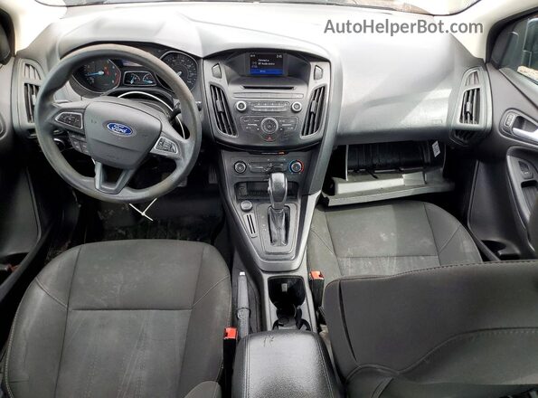 1FADP3F22HL221736 2017 FORD FOCUS Серебряный Вид панели приборов