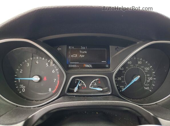 1FADP3F22HL221736 2017 FORD FOCUS Серебряный Вид щитка приборов