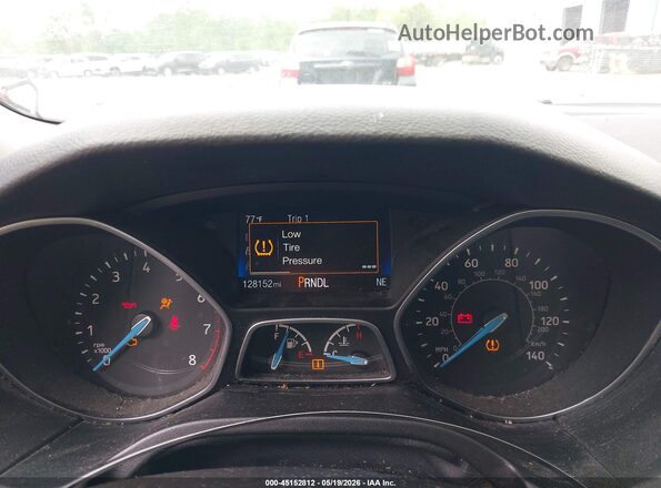 1FADP3F22JL301110 2018 FORD FOCUS Черный Вид задних сидений
