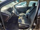 2018 Ford Focus Se Черный vin: 1FADP3F23JL272572