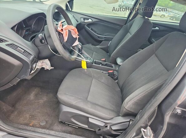 1FADP3F24HL201584 2017 FORD FOCUS Серый Вид салона спереди