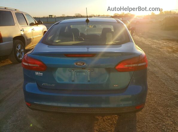 1FADP3F24HL203111 2017 FORD FOCUS Blue Widok z tyłu