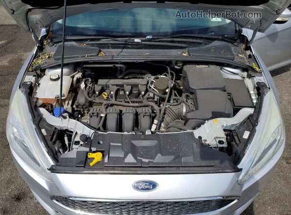 1FADP3F25GL205304 2016 FORD FOCUS Silver Rear interior view