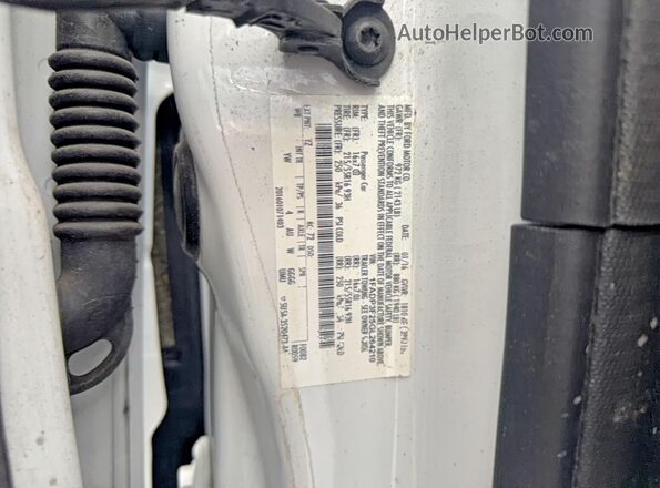1FADP3F25GL264210 2016 FORD FOCUS White Widok tylnych siedzeń