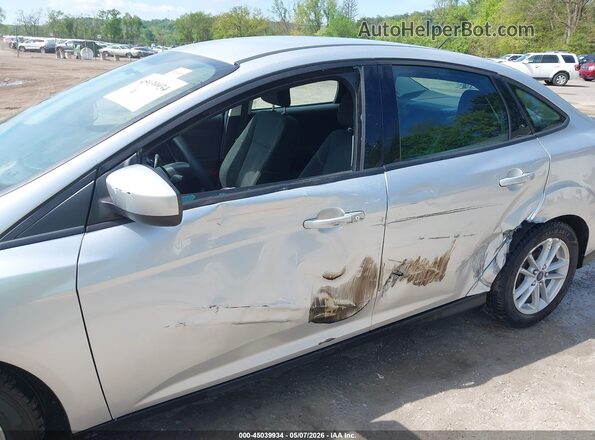 1FADP3F25JL235183 2018 FORD FOCUS Серебряный Вид спереди
